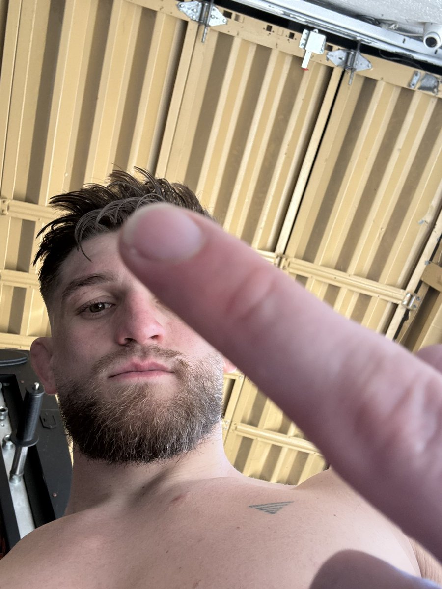 Colton47 tweet media