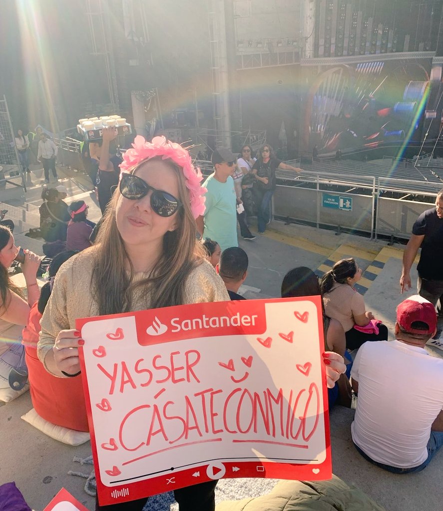 Yo también pedí matrimonio en el festival de viña 🤭 
Claro que fue el 2025 y me resultó ✨🥰💕