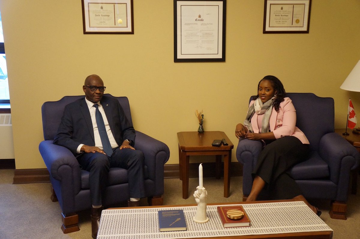 Plaisir  de renouer avec l'ambassadeur Prosper Higiro, haut-commissaire de la République du Rwanda 🇷🇼 au Canada 🇨🇦, pour discuter de nos intérêts communs, de notre coopération continue et de la stratégie Canada-Afrique. Merci d'avoir pris le temps !