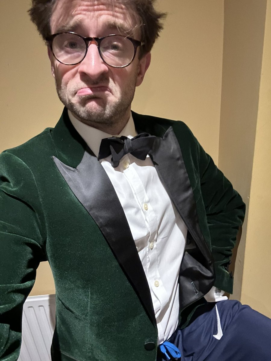 Charlie Merriman (Chazingdra) tweet media