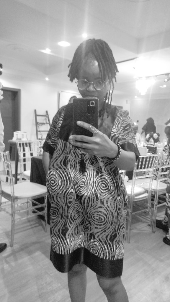 Now that I have a mirror picture, lemme post 😋😋