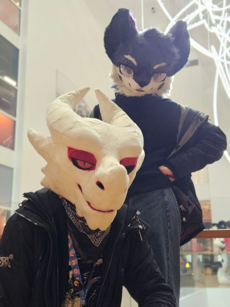 lorens/Лоренс tweet media