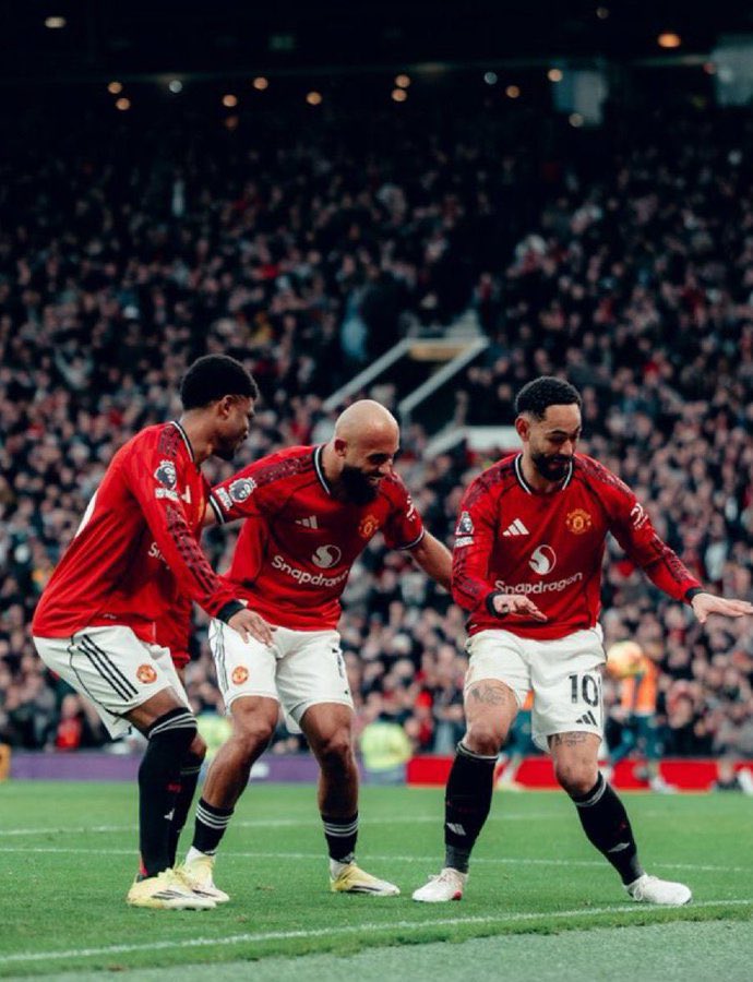 #UCLdraw 
English Teams

Chelsea will face PSG
Man City vs Real Madrid 
Liverpool vs Galatasaray 
Arsenal vs Bayer 04 Leverkusen
Newcastle vs Barcelona 
Tottenham will face Atletico Madrid 

Man U will face Old Trafford!🤌🏾😄