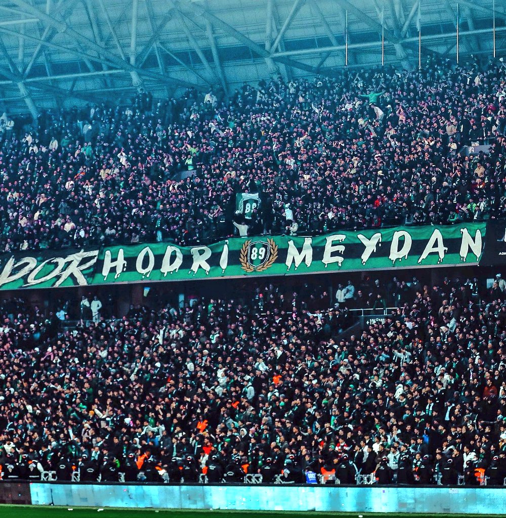 Kocaelispor-Beşiktaş karşılaşması ev sahibi satılan bilet sayısı "28.908" olmuştur.
Müsabakanın oynanmasına sayılı saatler kala tam kapasitenin dolması bekleniyor.
ℹ️ %89,5 ⏳