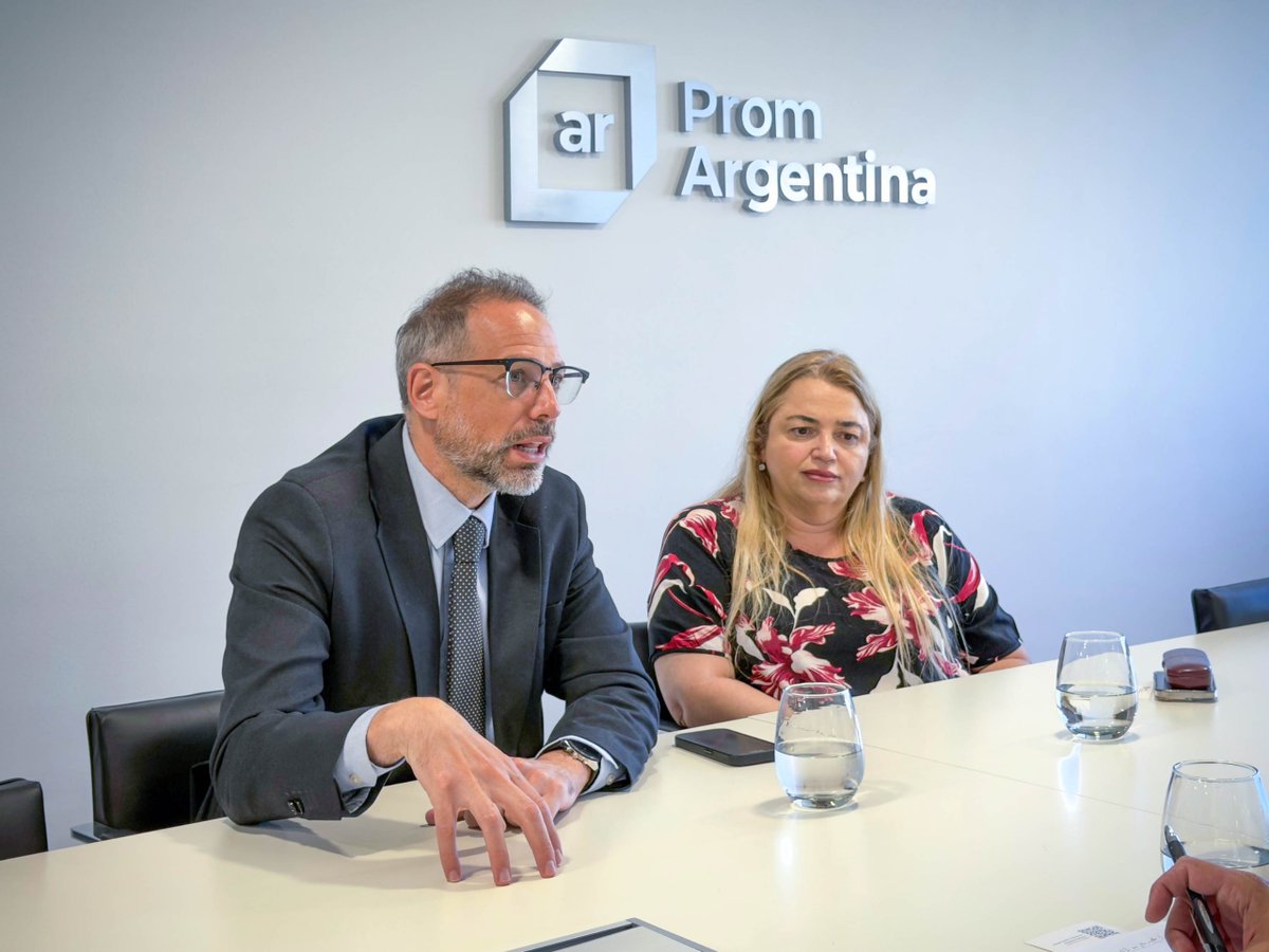 PromArgentina tweet media