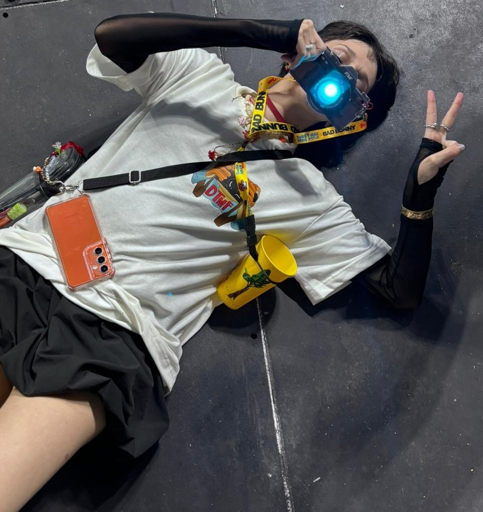 uma semana do show do bad bunny :(
q fiz novos amigos e revi meus amigos
cantei, gritei e principalmente, chorei.
q mistura de tristeza com felicidade