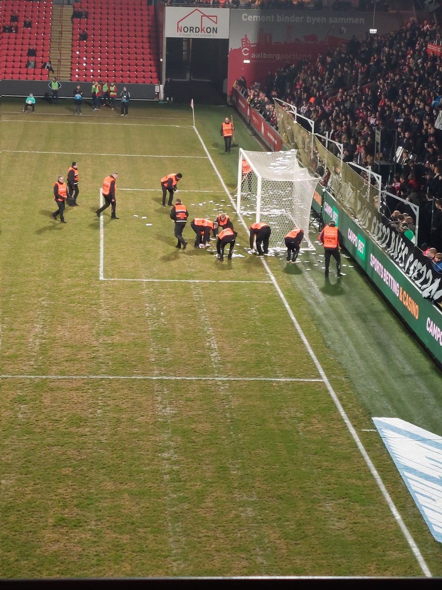 Suzanne Rosenbak tweet media