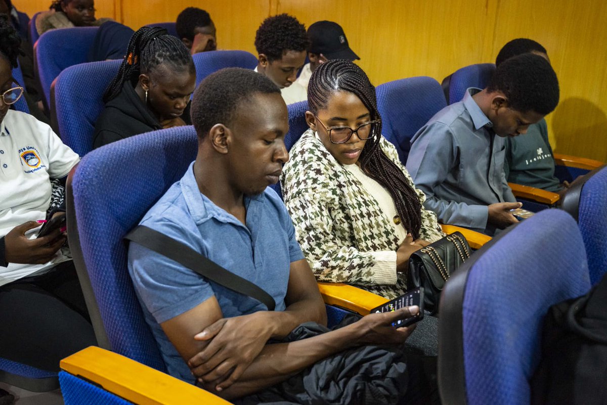 gamerForever567's tweet image. 🚀 OKX at MKU was a success!
Students came together for hands-on crypto education, live onboarding, networking, giveaways, and merch — proving that when campus meets crypto, the future is here.
#OKX @okxafrica #Web3 #CryptoEducation #CampusToCrypto