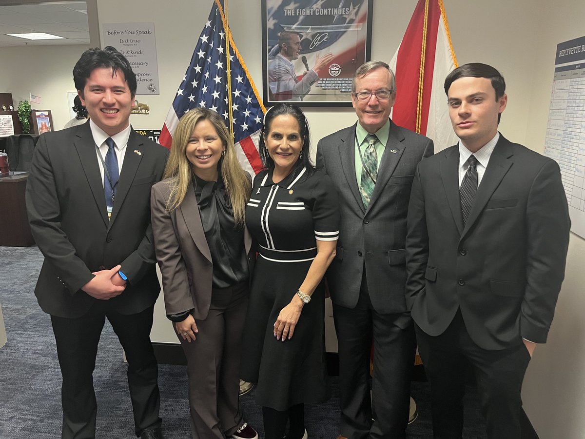 State Rep. Yvette Benarroch 

U.S. Air Force veteran, served 1990–1992 in Operation Desert Shield/Desert Storm. Now continues her service as a State Rep.

We were honored to meet a leader who truly understands the challenges veterans and Floridians face.