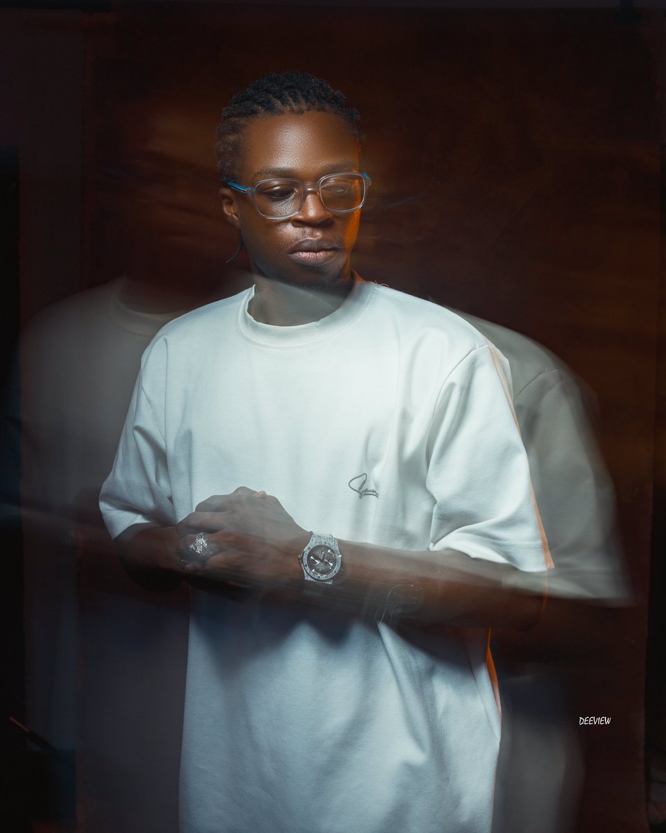 The Man With The View📸