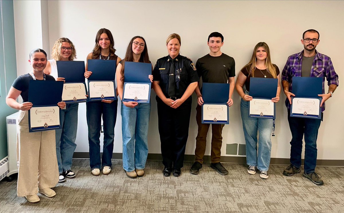 SudburyPolice's tweet photo. FINAL REMINDER - Six Summer Student Positions Available
In partnership with the Ministry of Children and Youth Services, we're offering a summer student opportunity for local youth to build valuable job skills. Learn more: https://t.co/KHgaGUeCK3
#JoinGSPS #SudburyPolice https://t.co/HEcEr8fd24