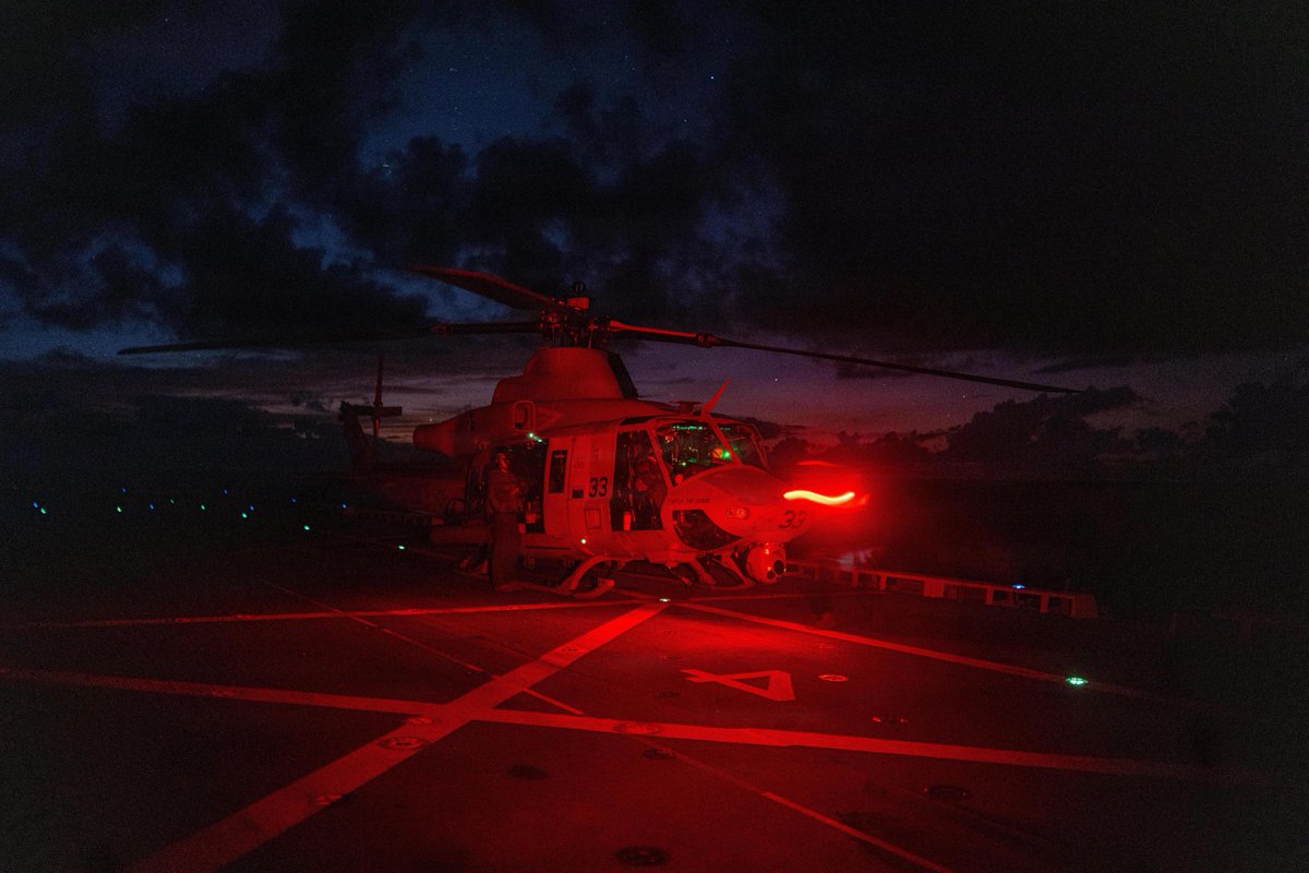 U.S. Marines tweet media