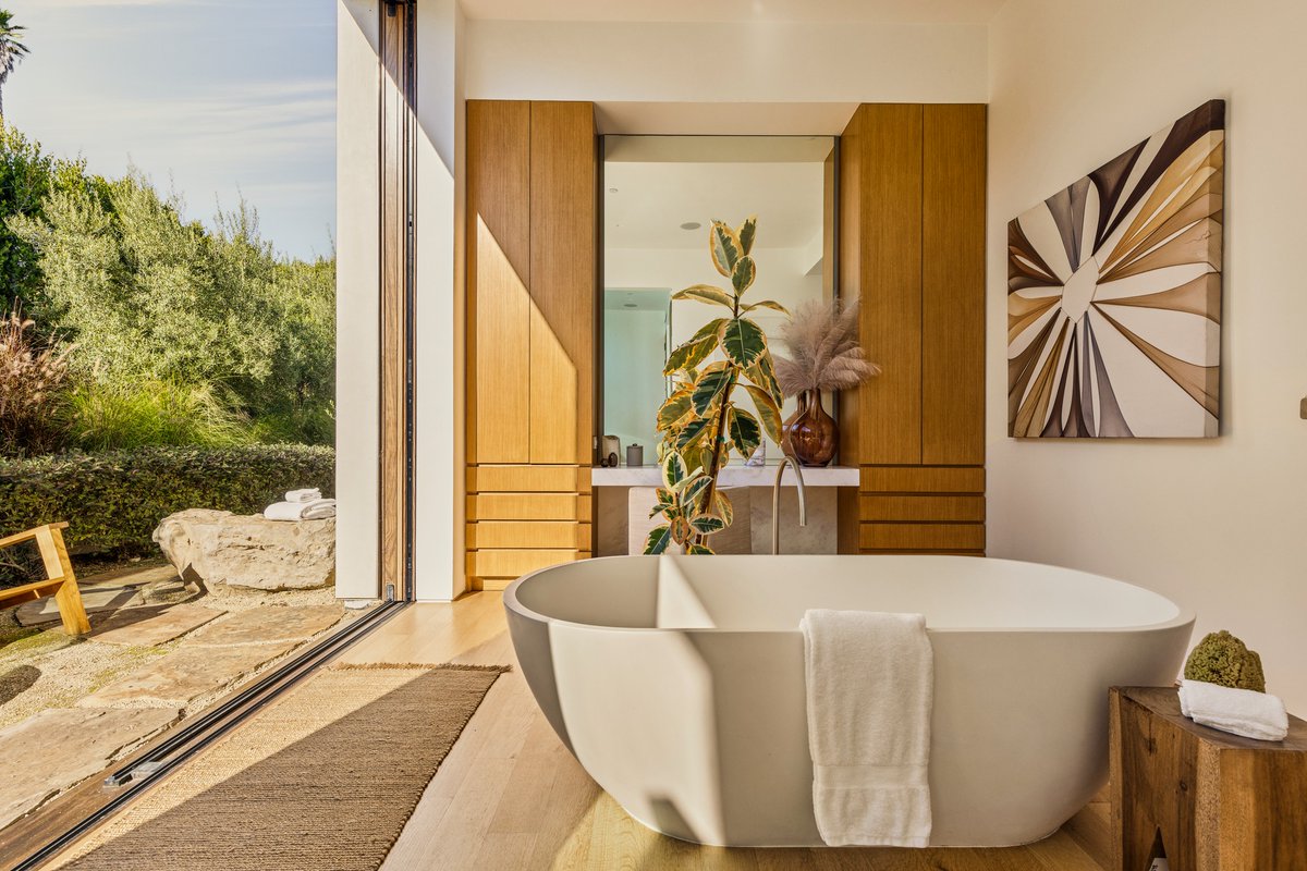 Douglas Elliman California tweet media