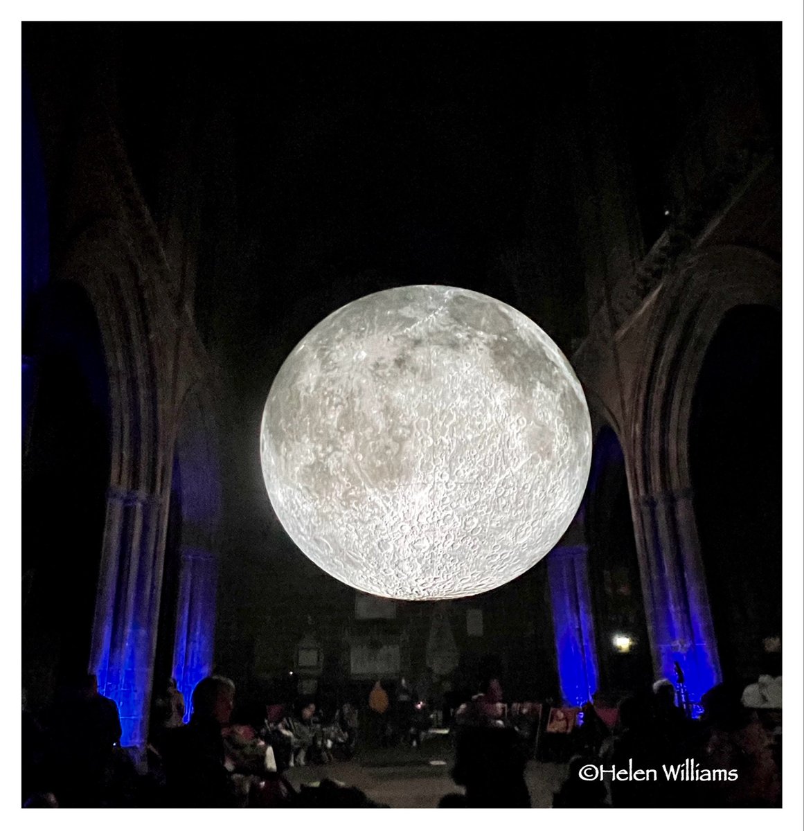 helwlms's tweet photo. Wow… Amazing! 👌🏻🌚🌕

Museum of the Moon exhibition @ChesterCath @VisitChester_ https://t.co/NshxEPi6VS