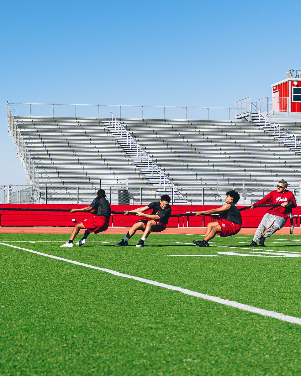 Weiss Football tweet media