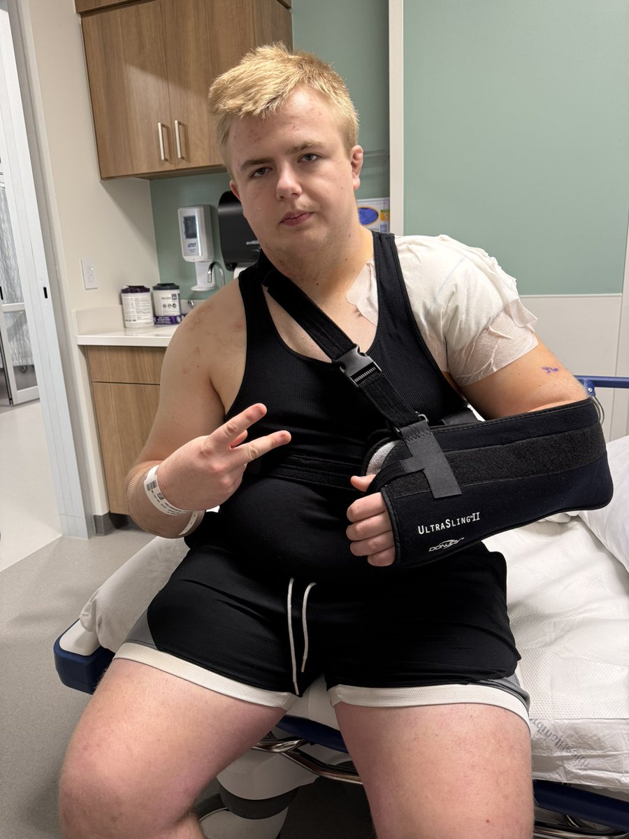 CYoung2028's tweet photo. Shoulder surgery day! Everything went great, Now for a speedy recovery and rehab. COMEBACK KING💪🏻🏈. I’ll be ready for football season. #LabrumRepair @PlayBookAthlete @CSAPrepStar @sixstarfootball @RedZoneOKC https://t.co/CYynvdpAdO