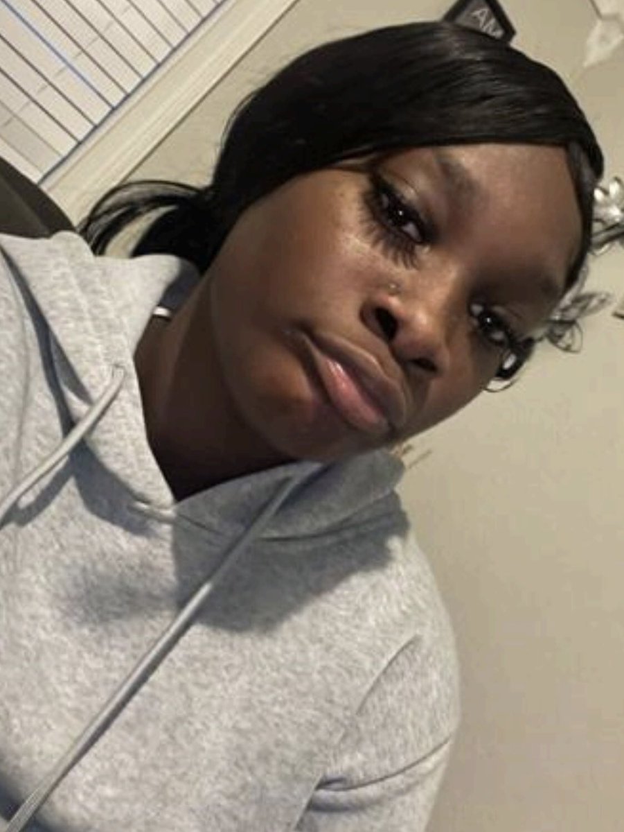 NVChildSeekers's tweet image. 🚨RUNAWAY JUVENILE 🚨

NARIYAH WAS LAST SEEN IN THE AREA OF 5TH ST &amp;amp; CENTENNIAL PKWY (NORTH LAS VEGAS, NV)

LAST SEEN WEARING A BLACK SHIRT, BLACK PANTS, &amp;amp; BLACK PURSE

IF YOU HAVE ANY INFO PLS CALL NORTH LAS VEGAS POLICE 702-633-9111

#nvchildseekers #MissingChild #missingperson