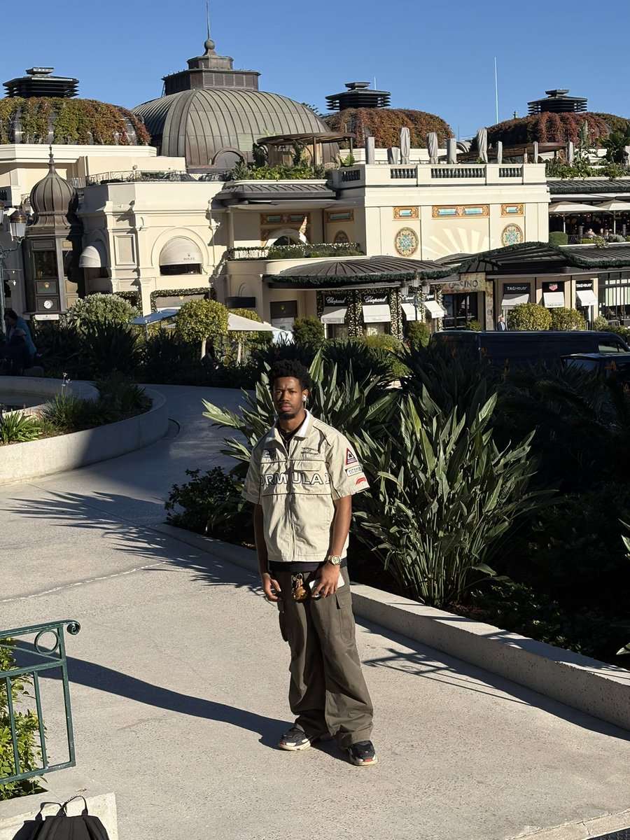 _itsdjab's tweet photo. Went to Monaco for my birthday 🇲🇨 https://t.co/UdYY2UVoON