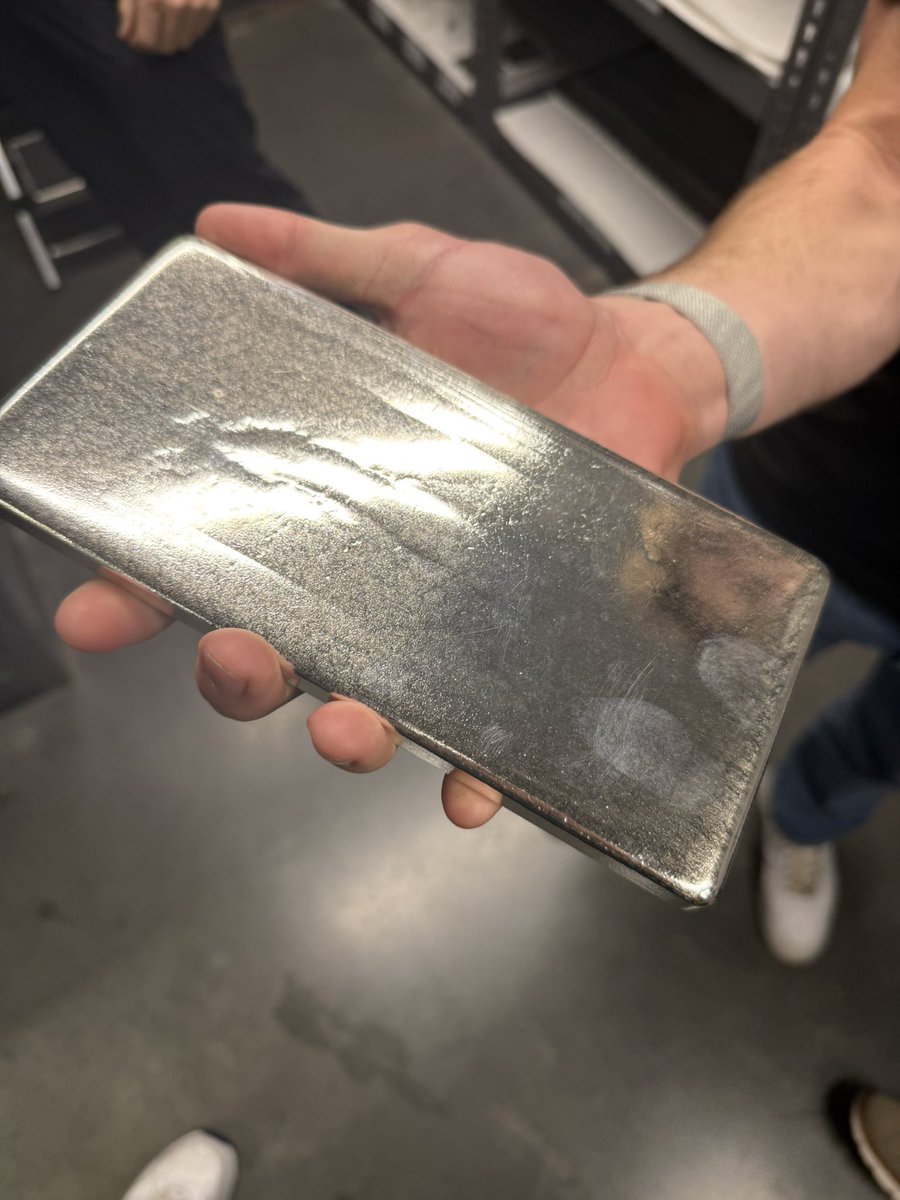 GPUS through a subsidiary is only buying Silver that's 100oz bars