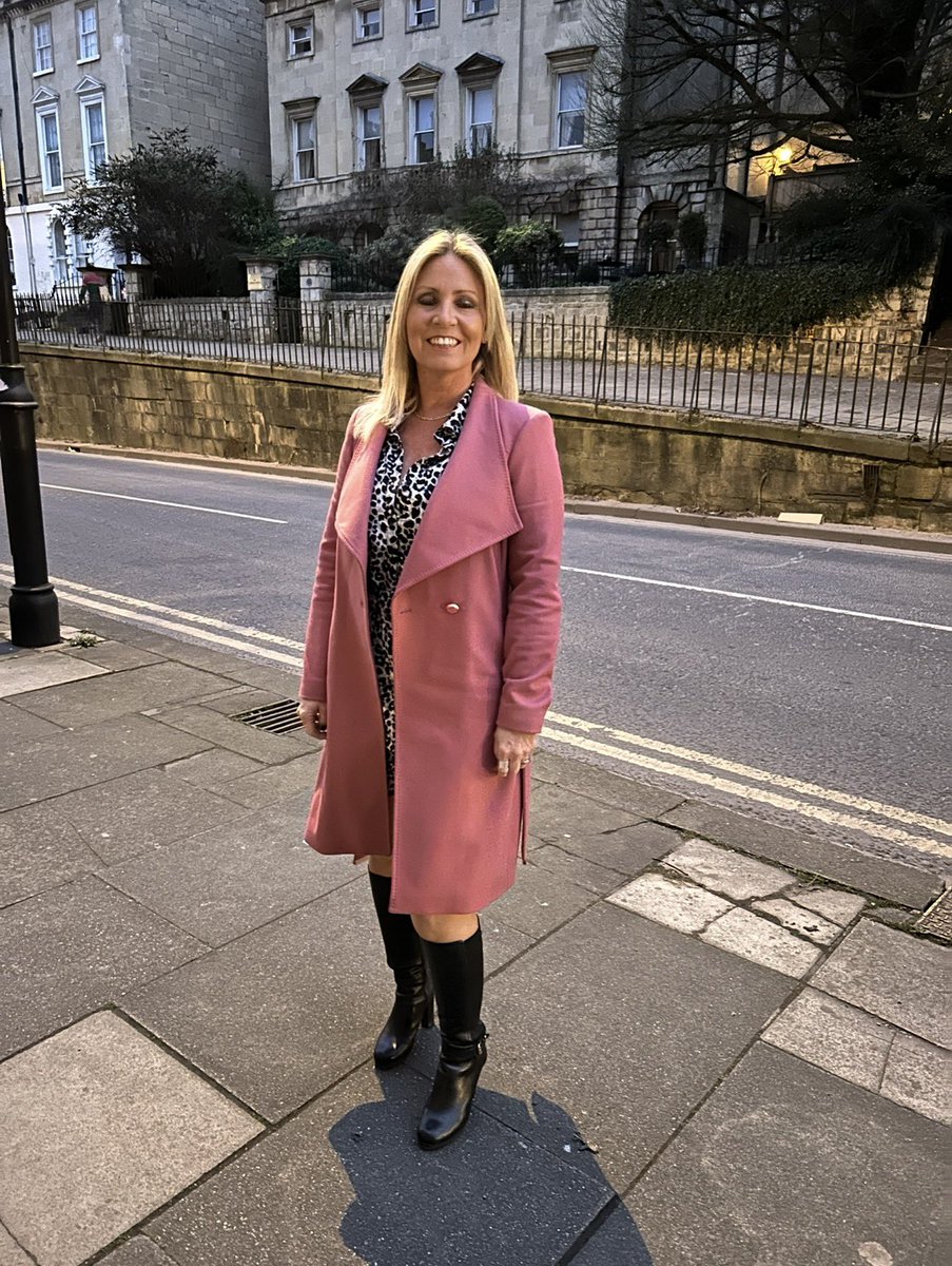smokeyplaces20's tweet photo. Out on the town with my bestie Sarah tonight ❤️
Dancing Leopard dress, Dune knee-high boots, Ted Baker coat & Wolford tan tights 👠✨
Links: https://t.co/sp12xLswWR
#GirlsNight #EveningStyle #OOTDTonight #UKStyleDaily #NightPlans https://t.co/uoIQTNQlkY