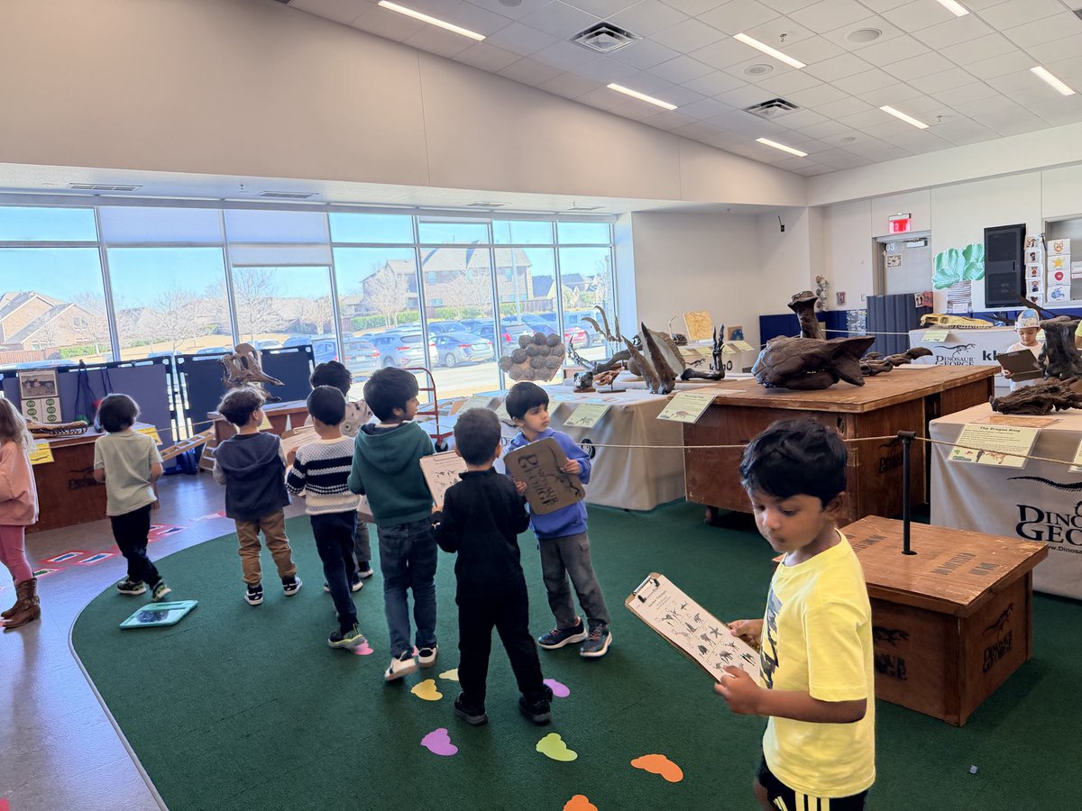 Mrs. Moreno tweet media