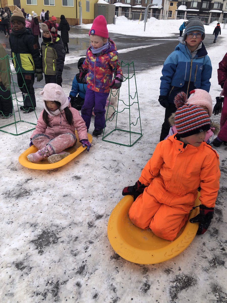 Mrs. Riley tweet media