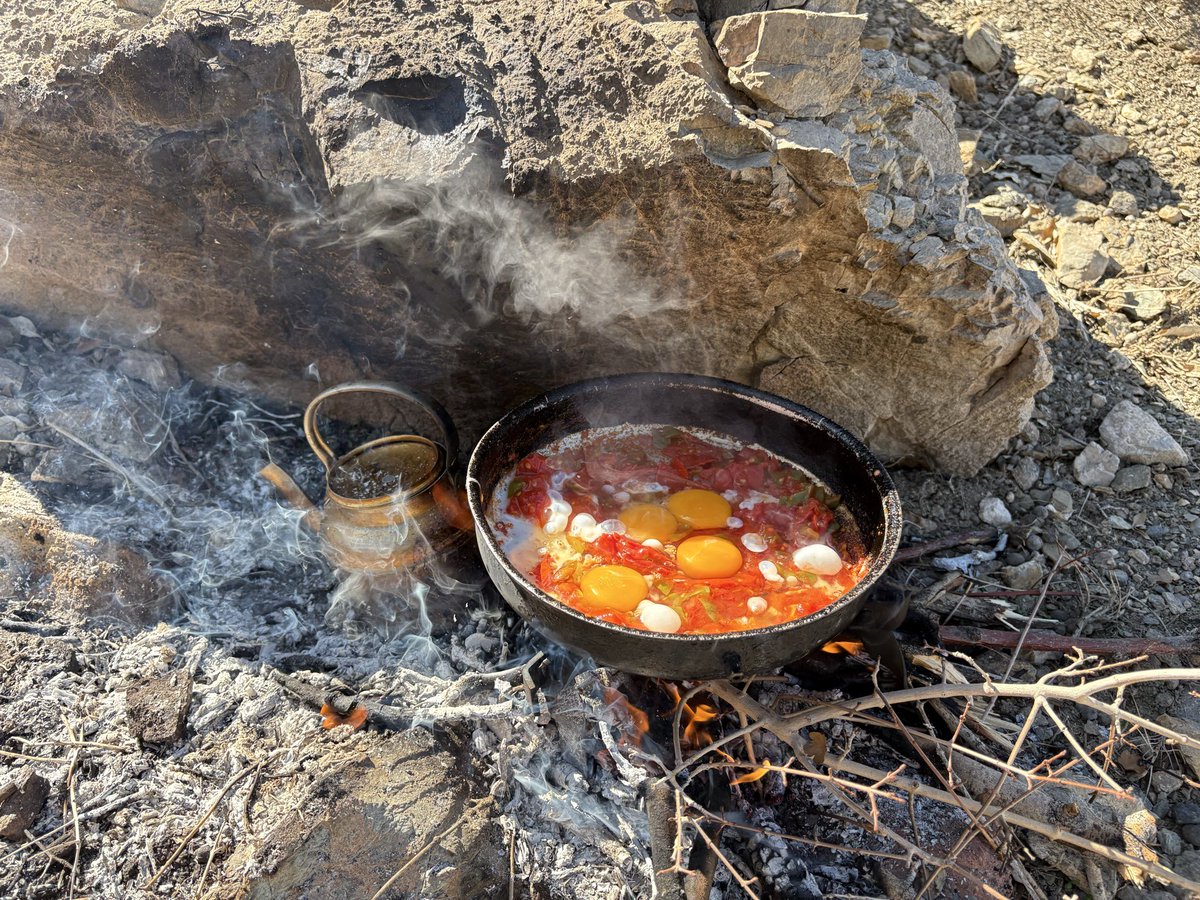 RezaRostamiSh's tweet photo. روز پر ماجرایی بود خلاصه؛ صعود به قله پیر بر آفتاب 🥲😍 https://t.co/1X8ip3s101