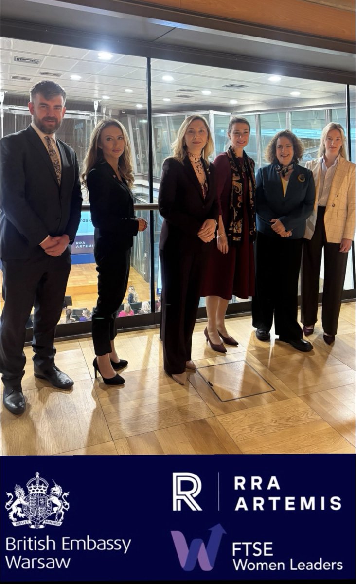Maleeeenna's tweet photo. A heartfelt thank you to Dominika Niewiadomska‑Siniecka, Board Member and COO of the Warsaw Stock Exchange, for welcoming us today. ✨ https://t.co/6386Fflisd