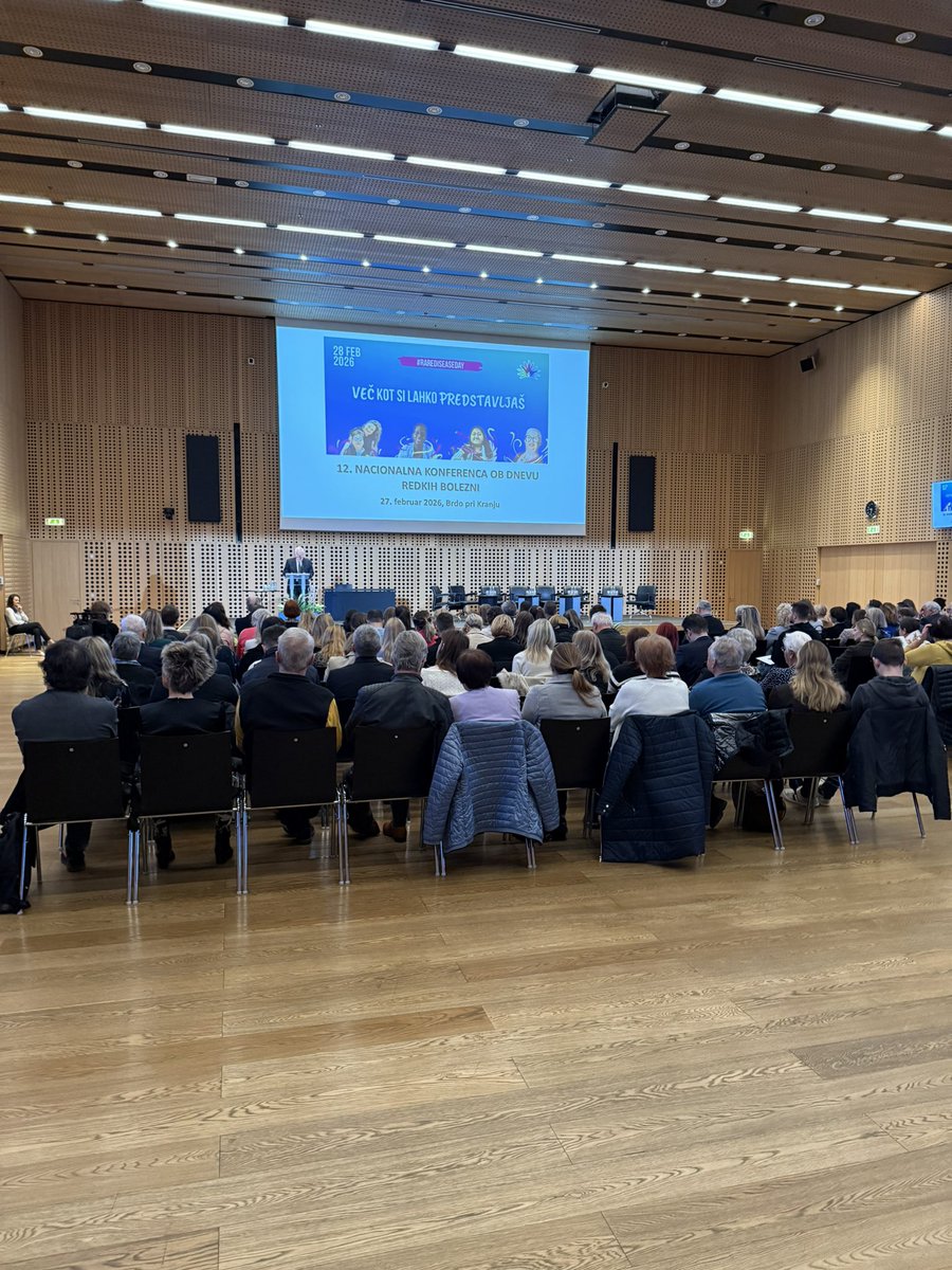 ZvezaPacientov's tweet photo. @TanjaZdolsek je v sklopu današnje 12. nacionalne konference ob dnevu redkih bolezni pripravila predstavitev Zveze organizacij pacientov Slovenije, Sekcije za redke bolezni.
#ZOPS #redkebolezni @MinZdravje @vladaRS @ukclj @UKCMaribor @rarediseaseday @eupatientsforum https://t.co/DIRWK3vCCL