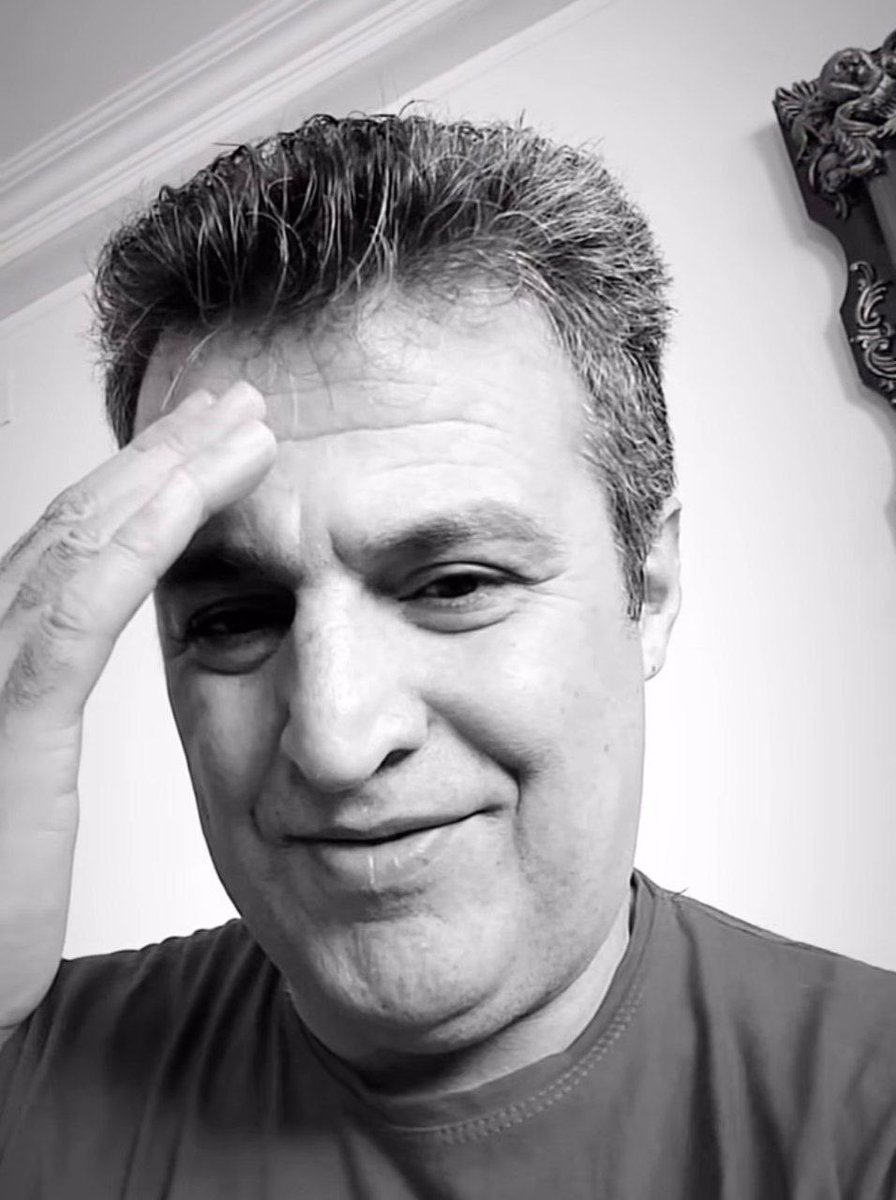 گُربه سیاه tweet media