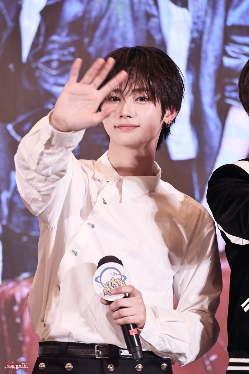 zsgqmfbl tweet media