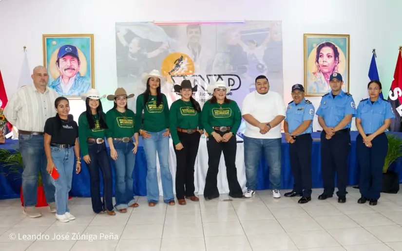 radio580nic's tweet image. 📍🇳🇮 En vísperas del #DíaInternacionaldelaMujer, 18 mujeres nicaragüenses se preparan para brillar en competencias ecuestres de barrileras y carreras, una disciplina nacida en 2025 que impulsa su empoderamiento. El anuncio se realizó en el CONADERFI del #IND. #Radio580
