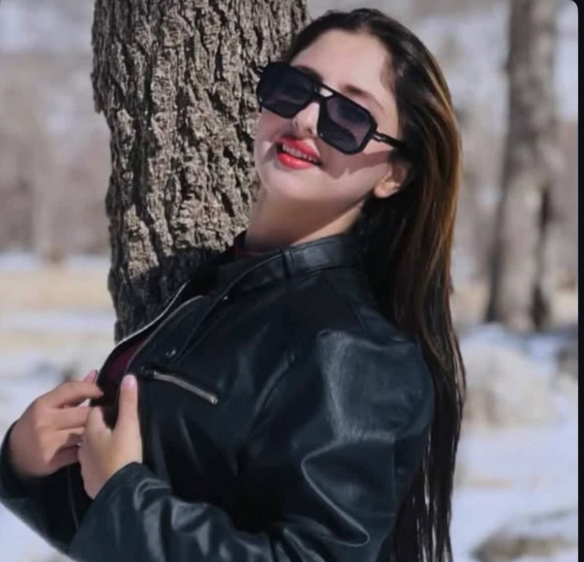 ❗صداش باشیم
لیدا رجائی معلوم نیست کجاست
Amid widespread gatherings in Mamasani County, #Lida_Rajaei was arrested on Thursday, February 26, 2026, by the Islamic Republic’s security forces in Nurabad, Mamasani, and taken to an unknown location.
Be her voice.
#stopExections