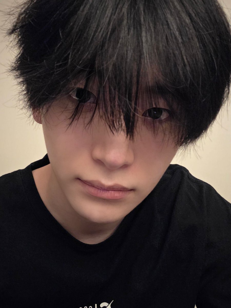 JungmoFrance's tweet photo. 🫧┊BBL ⋆ 26.02.26

💬 : 📸

⤷ #CRAVITY #크래비티 #정모 #JUNGMO https://t.co/y2aiBr2Akf