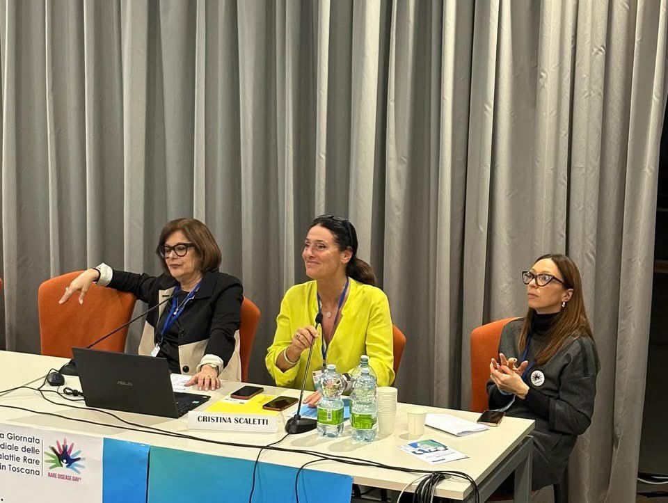 criscaletti's tweet photo. La #RareDiseaseDay in #Toscana molto più di una ricorrenza

Oltre 600 persone nell’Aula Magna di #Careggi: pazienti, associazioni, istituzioni
Una comunità che tiene insieme cura, umanità, innovazione e diagnosi

Grazie a chi ogni giorno trasforma la fragilità in forza gentile 💜 https://t.co/pjztO2edAn