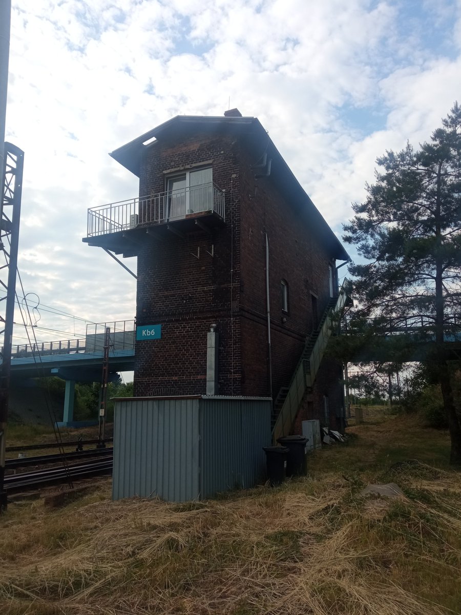 harvestergames's tweet photo. Some time ago I took a bunch of photos and used them as textures/reference for TRAINWATCH. The main building (the tower) is an existing structure that's been in my hometown for as long as I can remember. (oh yeah, you can wishlist TRAINWATCH here: https://t.co/PeLjORR0Yi ) https://t.co/PUlA6WWOW6
