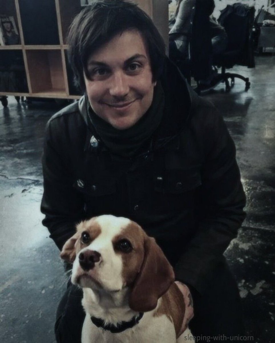 Frank with fat dog daily (@frankfatdog) on Twitter photo 