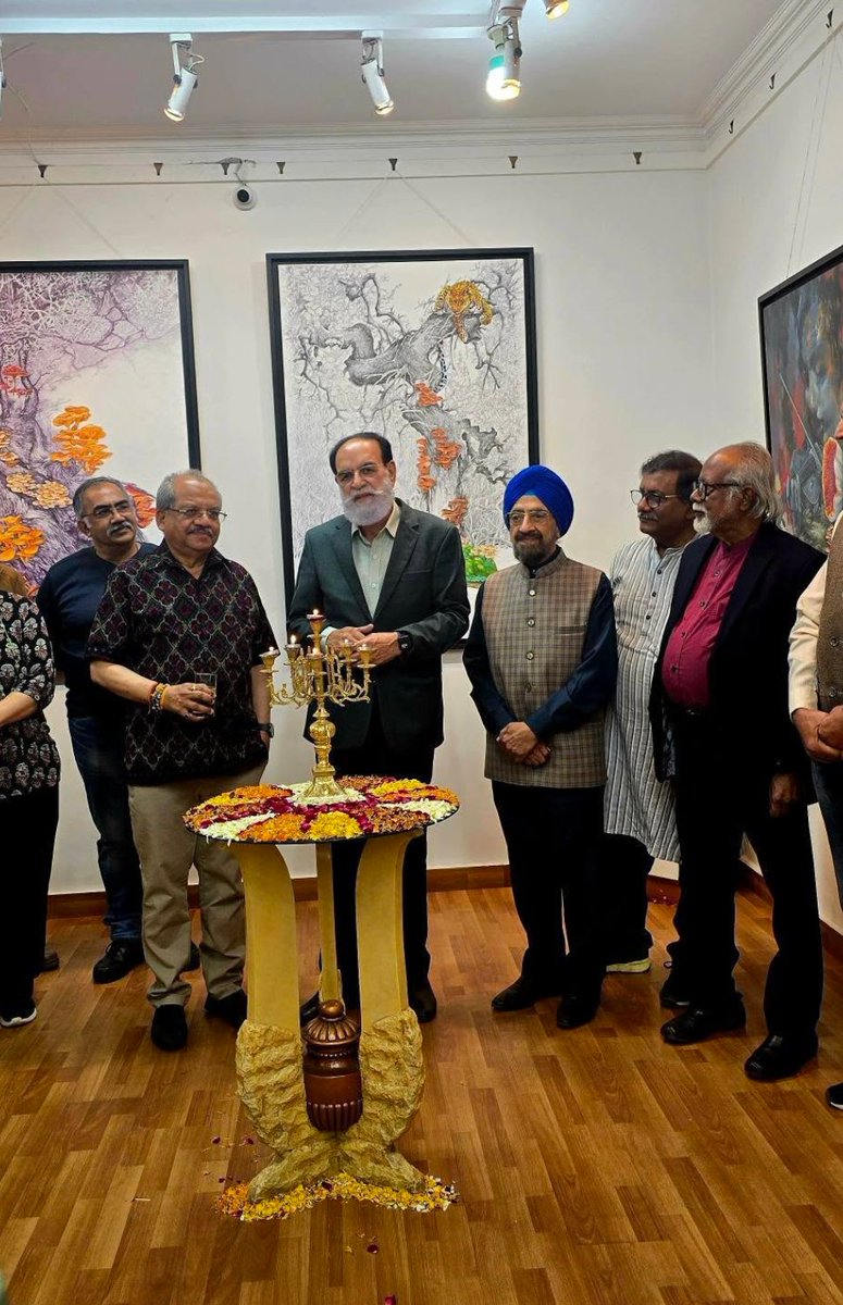 NavinNkja's tweet photo. SHANTA ART GALLERY
A SHAMBHU NATH GOSWAMI SOLO SHOW OF PAINTINGS. https://t.co/a1jMZKT6iw