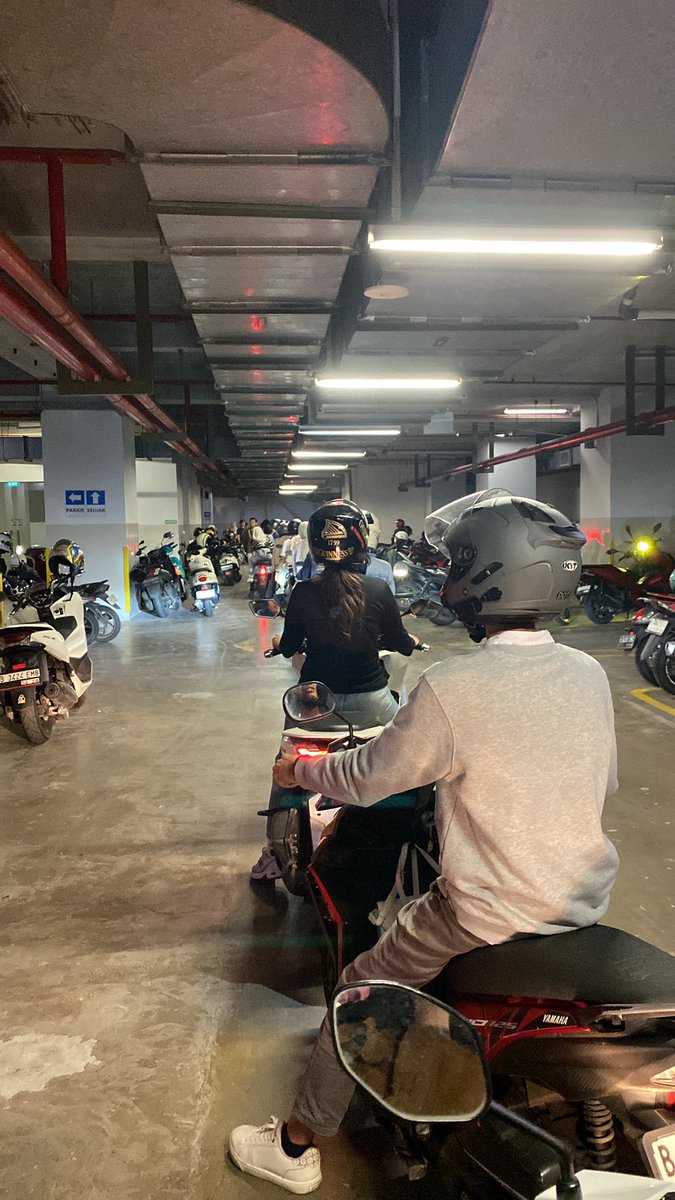 🧩 tweet media