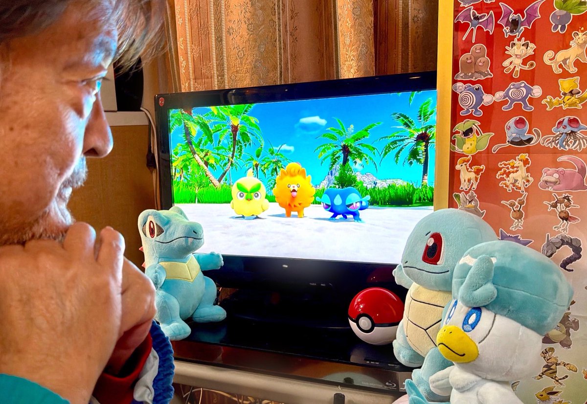 ここに3匹の新しいポケモンが…
皆さんは、どの子にしますか？

私は……

よし。元気でいよう。
#Pokemon30  #ポケモン風波