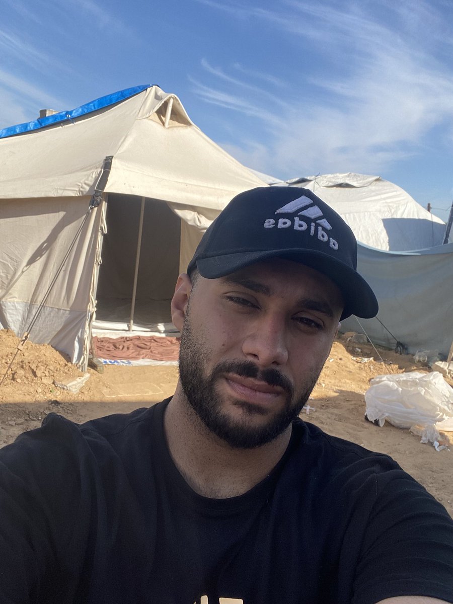 Sakher 🍉 tweet media