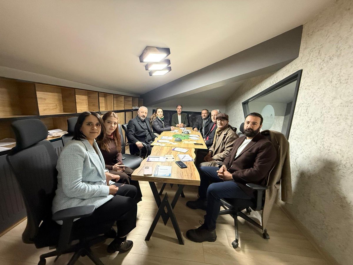 DEM PARTİ WAN tweet media