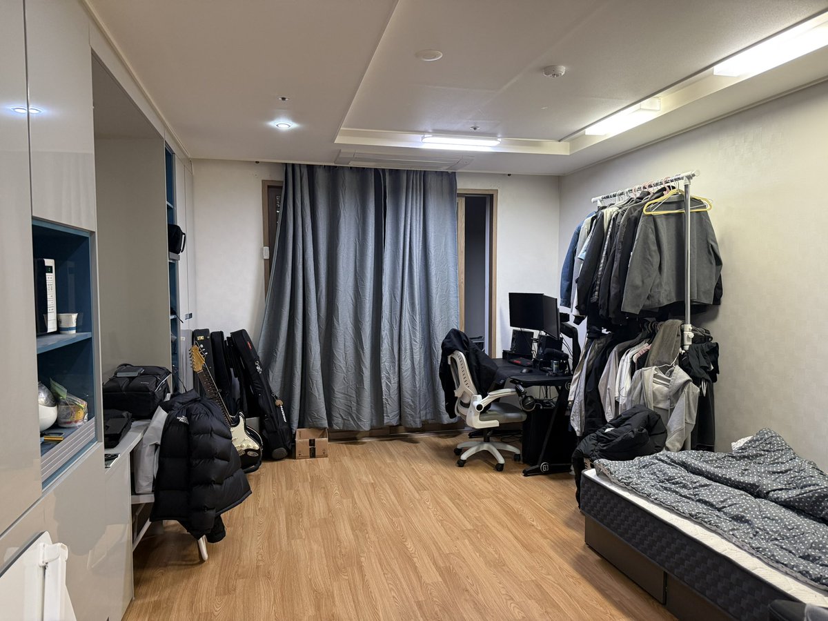 치워도 치워도 끝이 없군아..