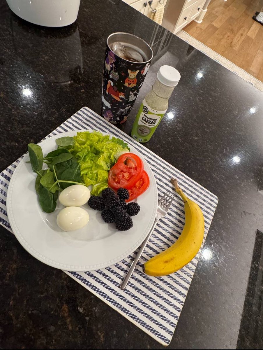 milly4lrech's tweet photo. Breakfast
#breakfast #food https://t.co/AvB3br2hE9