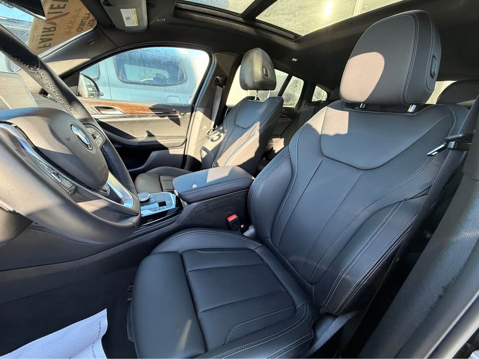 carter_mcglock's tweet photo. This 2025 BMW X4 xDrive30i just hit the lot! 🔥 Dual-Pane Panoramic Sunroof 🔥 Heated Leather Seats 🔥 4MATIC AWD‼️

Call or text (506) 471-4969 and let's get you behind the wheel of this X4! 
$54,977
Mileage: 86,530kms https://t.co/eOtymCrIEy