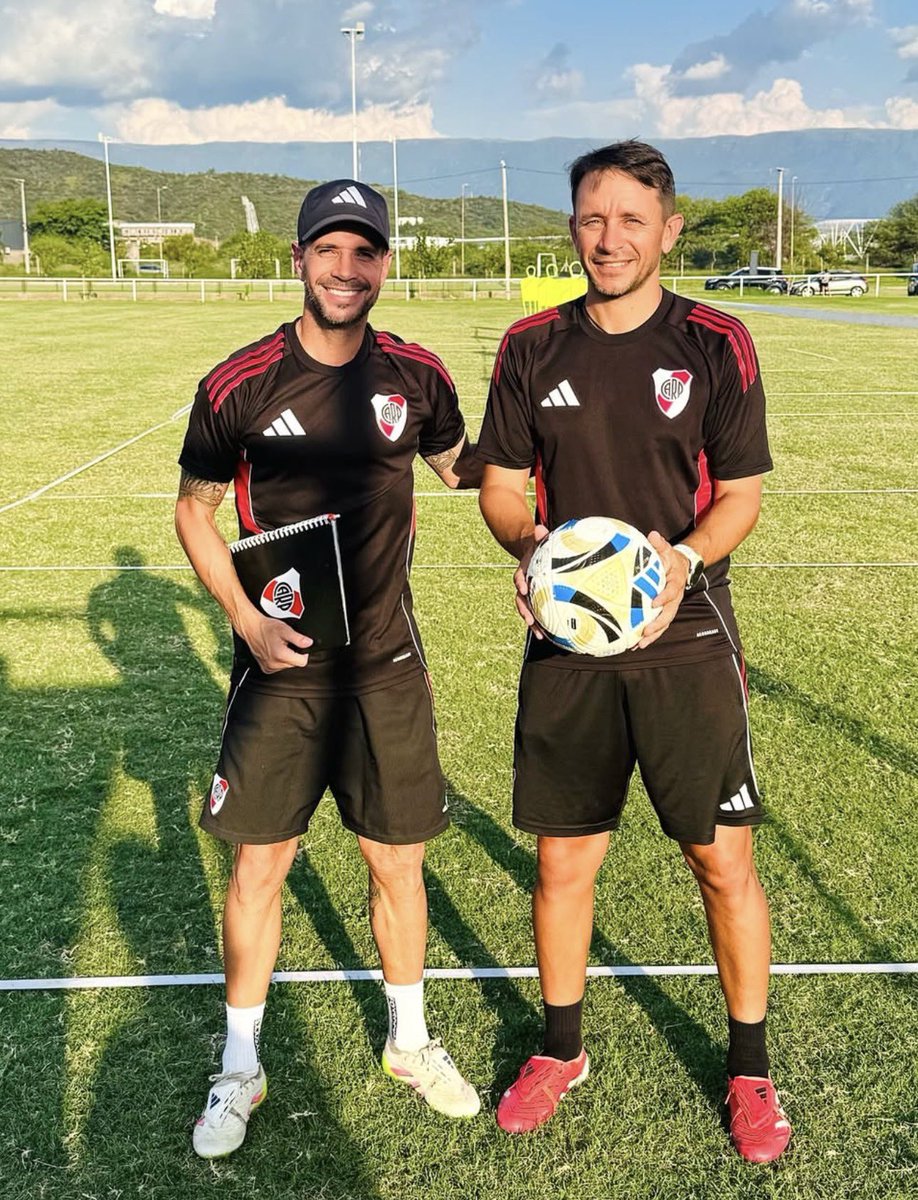 Leandro Vaquila tweet media