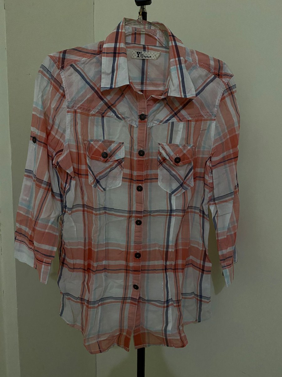 arunika_faa's tweet photo. Aku mauu kosongin lemari, ada yg mau ga ya??����🏻 Serba 15k aja, bisa 🍊 good condition 💕 

A thread https://t.co/WIoqstZuE7