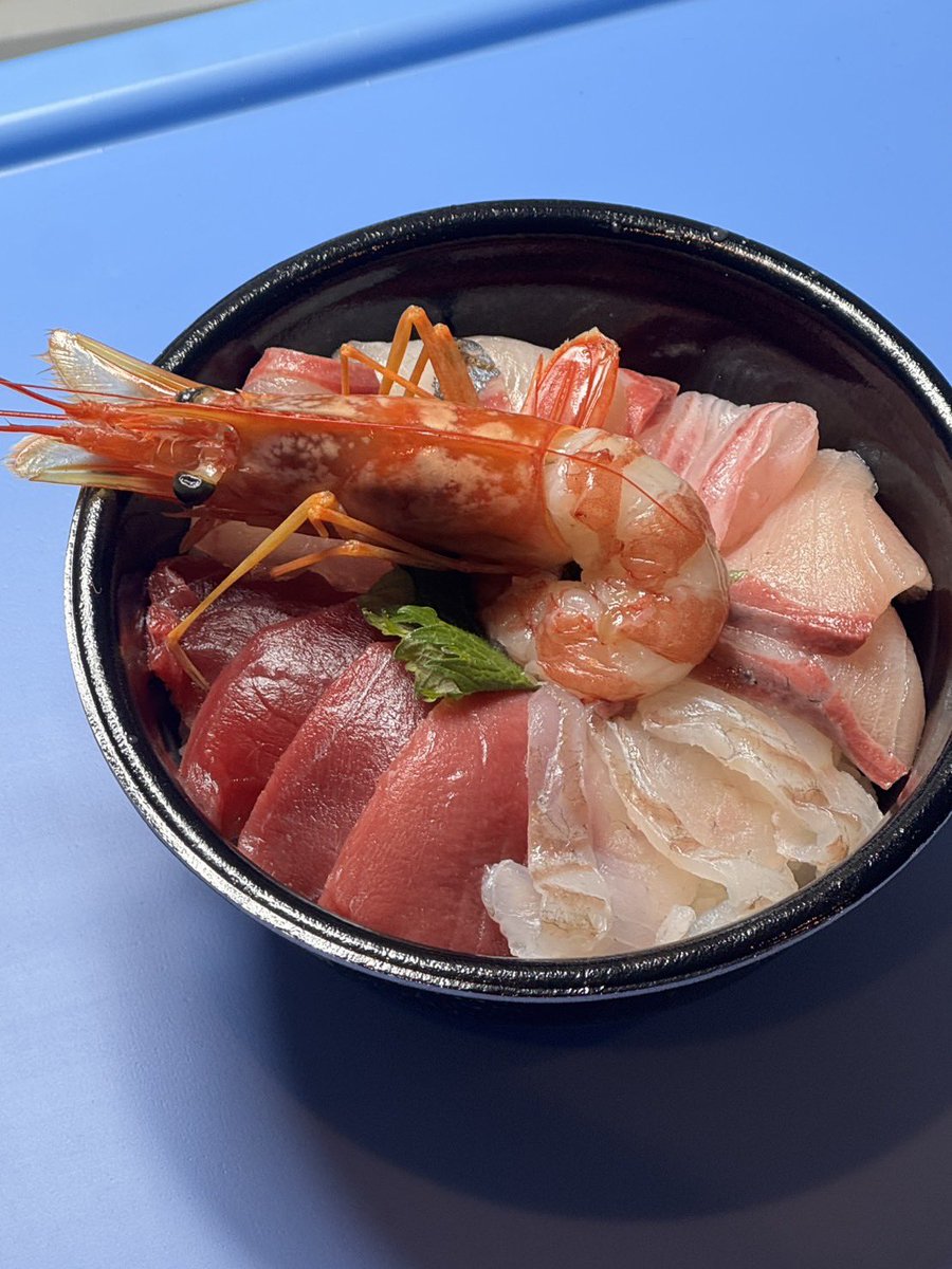 SLOPEUP2's tweet photo. 株式会社絆
新事業間も無くスタートです🍣

空調、飲食どちらも頑張ります🎊 https://t.co/QV8y5nVVml