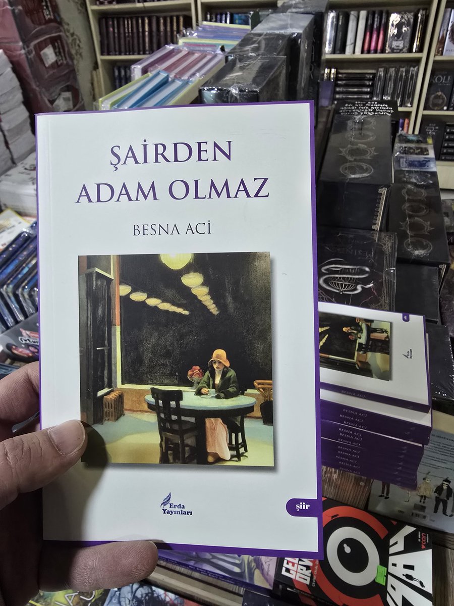 GeverKitabevi's tweet photo. Yazar arkadaşımız Besna Aci,  25 adet kitabını okurlari için kitabevimize bırakmıştır.
Kitabevimizi ziyaret eden kişilere "Şairden Adam Olmaz" şiir kitabı hediyemizdir 🫠 https://t.co/txies4Ijra