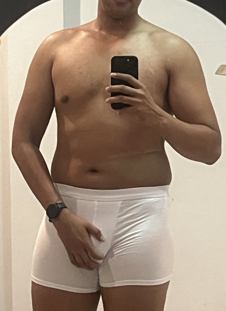ขอโทษนะพอดี เป็นคนเรียบร้อย
พูดน้อย เง่ นนนนเก่ง.😅🍆💦🤤